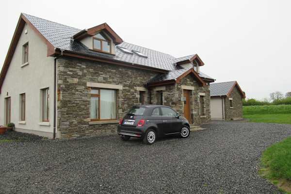 House sit in Moone, Ireland
