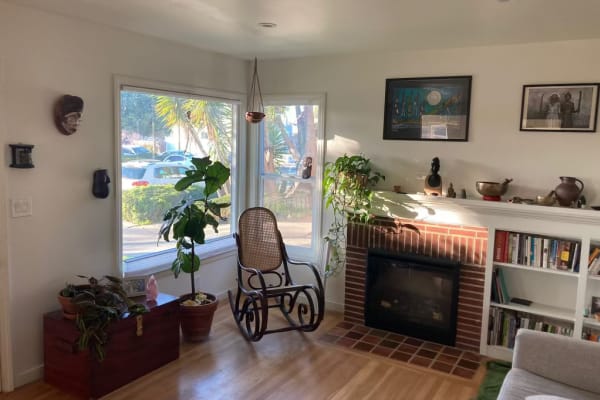 House sit in Richmond, CA, US