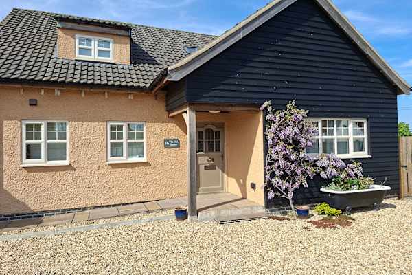 House sit in Scunthorpe, United Kingdom