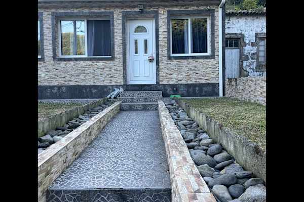 House sit in Sanguinho, Portugal