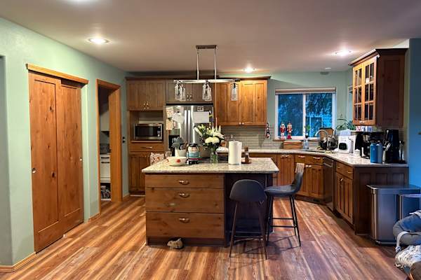 House sit in Bellingham, WA, US