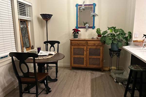 House sit in Ashland, OR, US