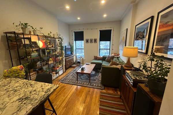 House sit in Brooklyn, NY, US