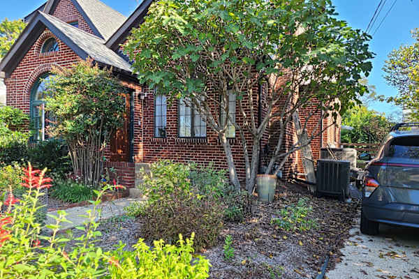 House sit in Silver Spring, MD, US