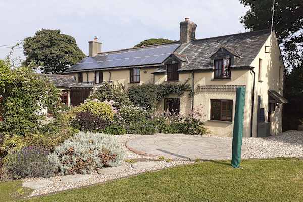 House sit in Cheriton Fitzpaine, United Kingdom