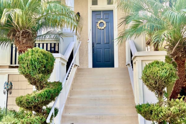 House sit in Aliso Viejo, CA, US