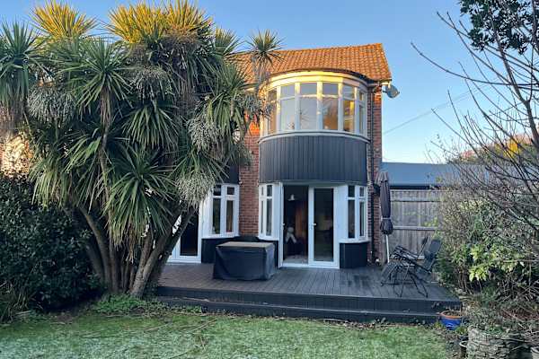 House sit in Poole, United Kingdom