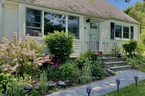 House sit in Beacon, NY, US