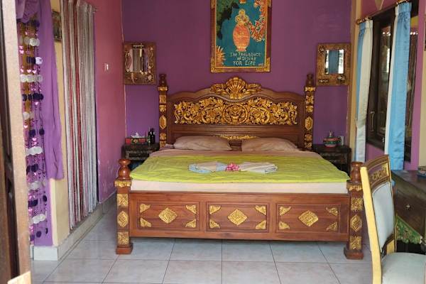 House sit in Lovina, Indonesia