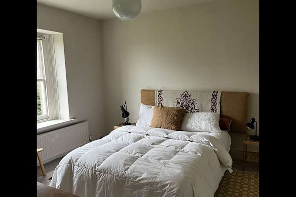 House sit in New Mills, United Kingdom