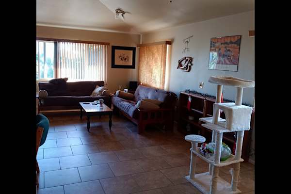 House sit in Naalehu, HI, US