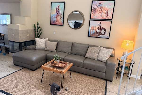 House sit in Las Vegas, NV, US