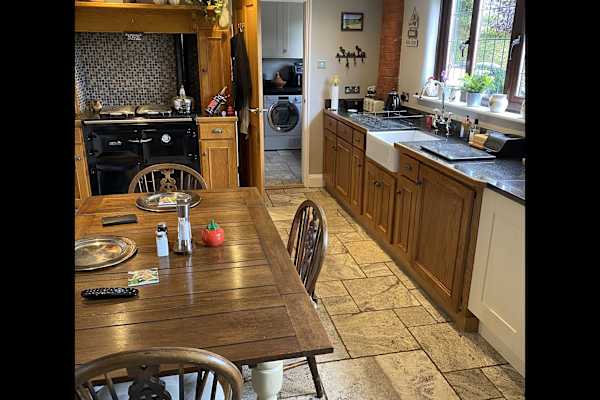 House sit in Tiverton, United Kingdom