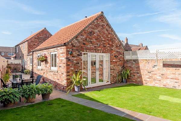 House sit in Hemingbrough, United Kingdom
