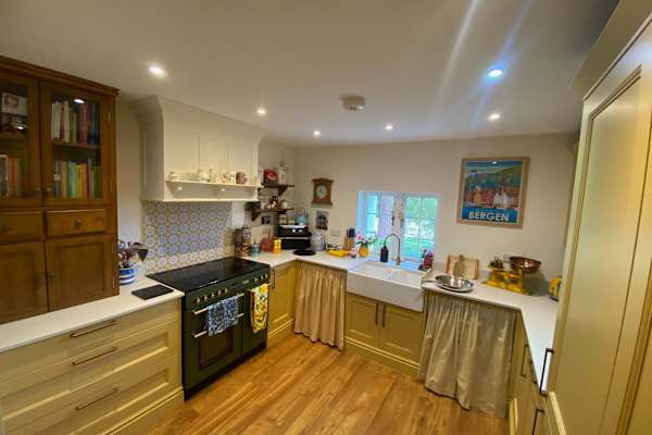 House sit in Capel Garmon, United Kingdom