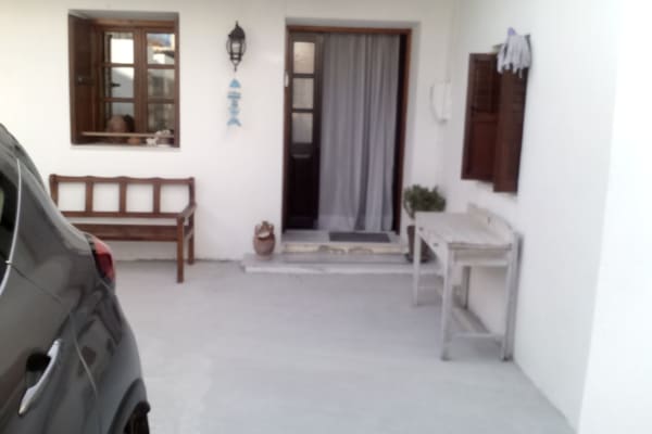 House sit in Khersónisos, Greece