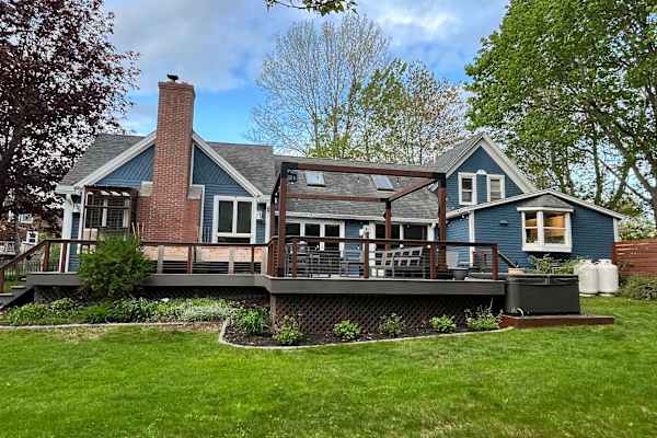 House sit in York Beach, ME, US