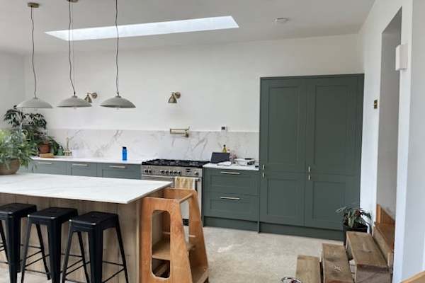 House sit in Wokingham, United Kingdom