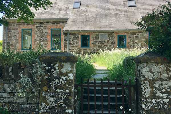 House sit in Ballinspittle, Ireland