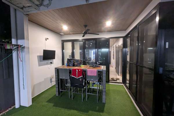 House sit in Caloundra, QLD, Australia