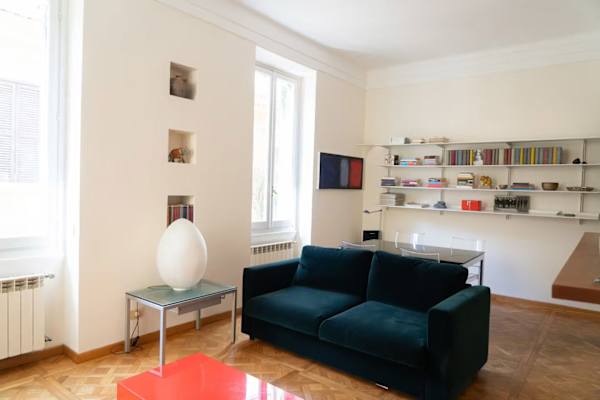 House sit in Rome, Italy