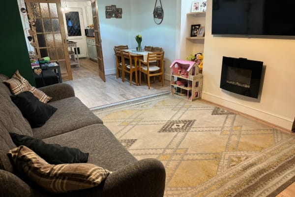 House sit in Cheltenham, United Kingdom