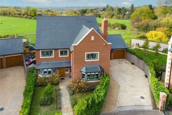 House sit in Lighthorne, United Kingdom