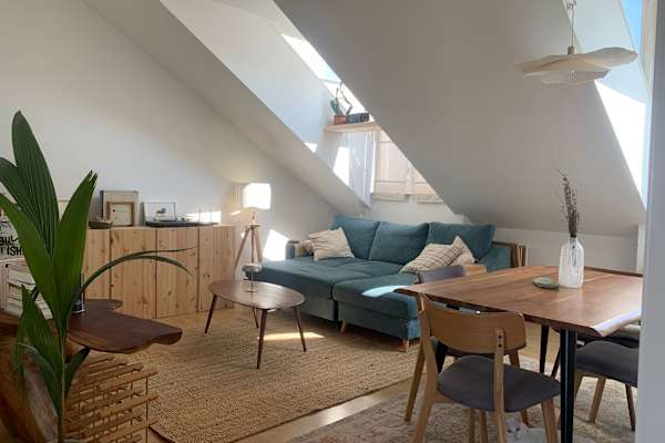 House sit in Vienna, Austria