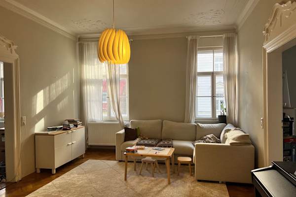 House sit in Munich, Germany