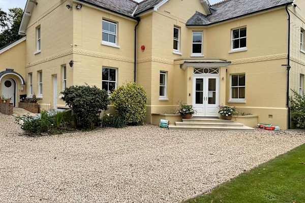 House sit in Fordingbridge, United Kingdom