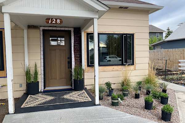 House sit in Dillon, MT, US