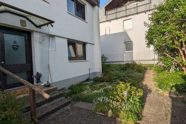 House sit in Holzgerlingen, Germany