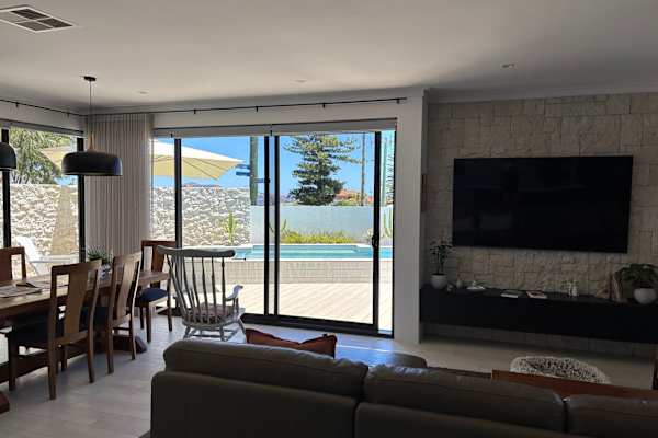 House sit in Perth, WA, Australia