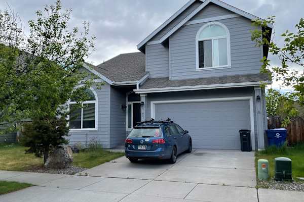 House sit in Bend, OR, US