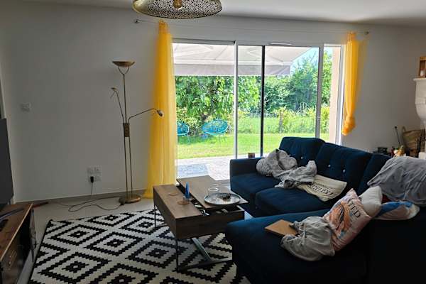 House sit in Saintes, France