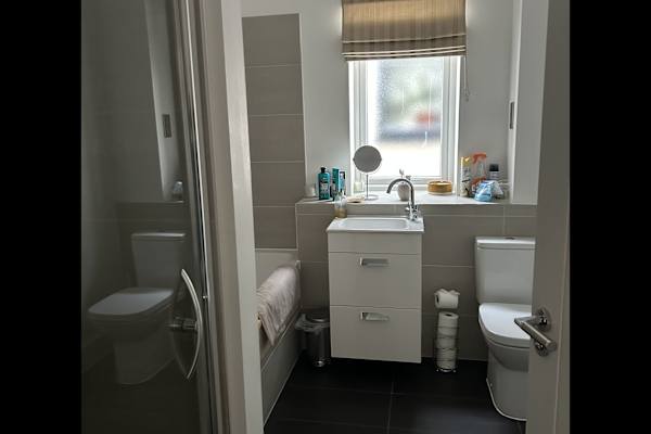 House sit in Ashford, United Kingdom