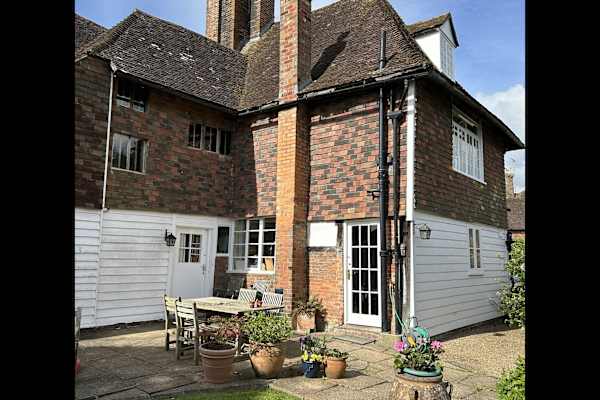 House sit in Sissinghurst, United Kingdom