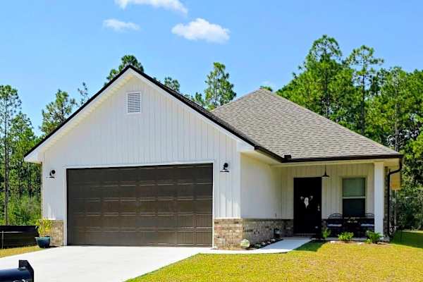 House sit in Pensacola, FL, US