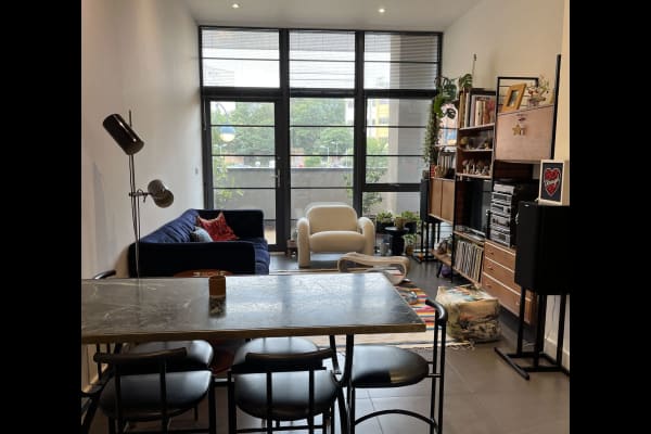 House sit in Woolwich, United Kingdom