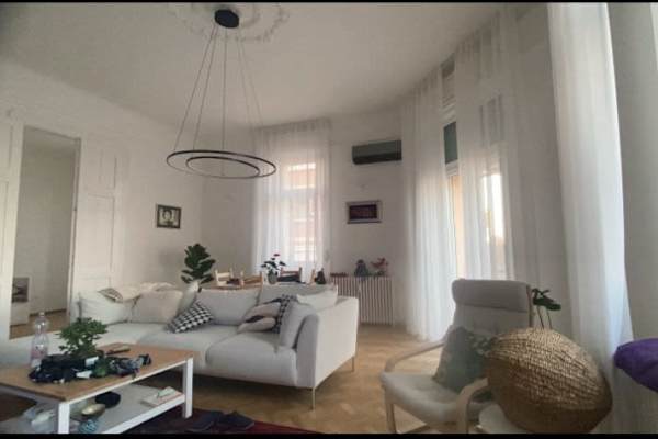 House sit in Budapest, Hungary
