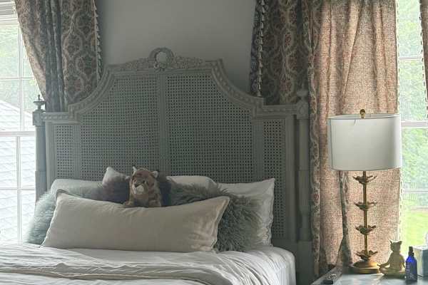 House sit in Concord, MA, US
