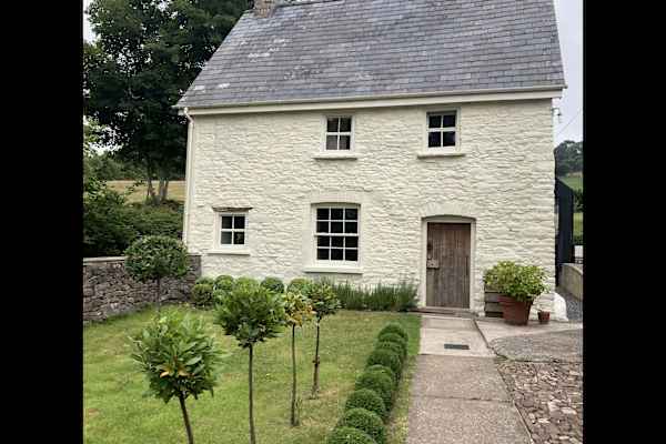 House sit in Brecon, United Kingdom