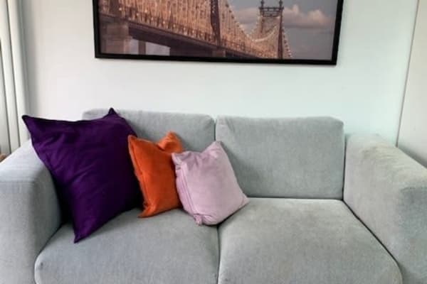 House sit in Loughton, United Kingdom