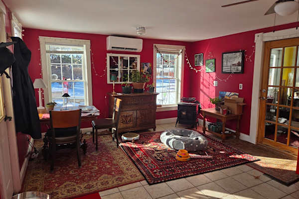 House sit in Belfast, ME, US