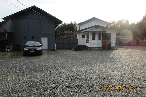 House sit in Port McNeill, BC, Canada