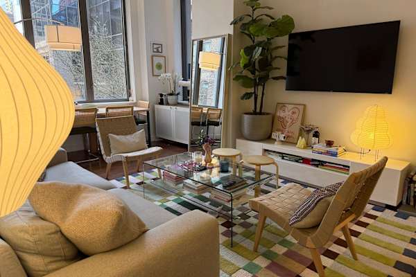 House sit in New York City, NY, US