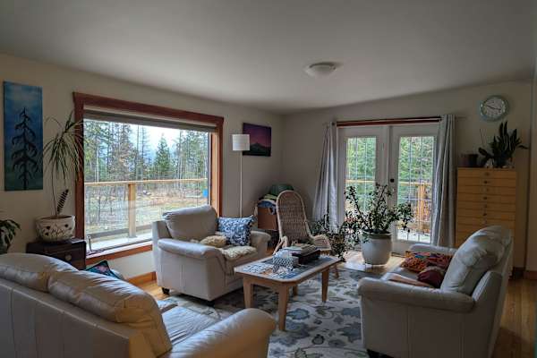 House sit in Kaslo, BC, Canada