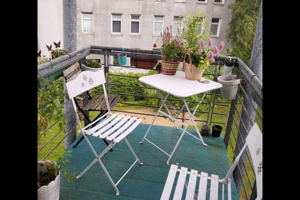 House sit in Hamburg, Germany