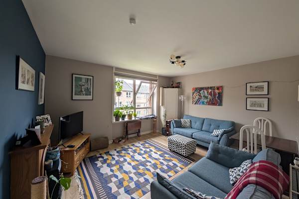 House sit in Glasgow, United Kingdom