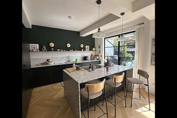 House sit in Hanwell, United Kingdom